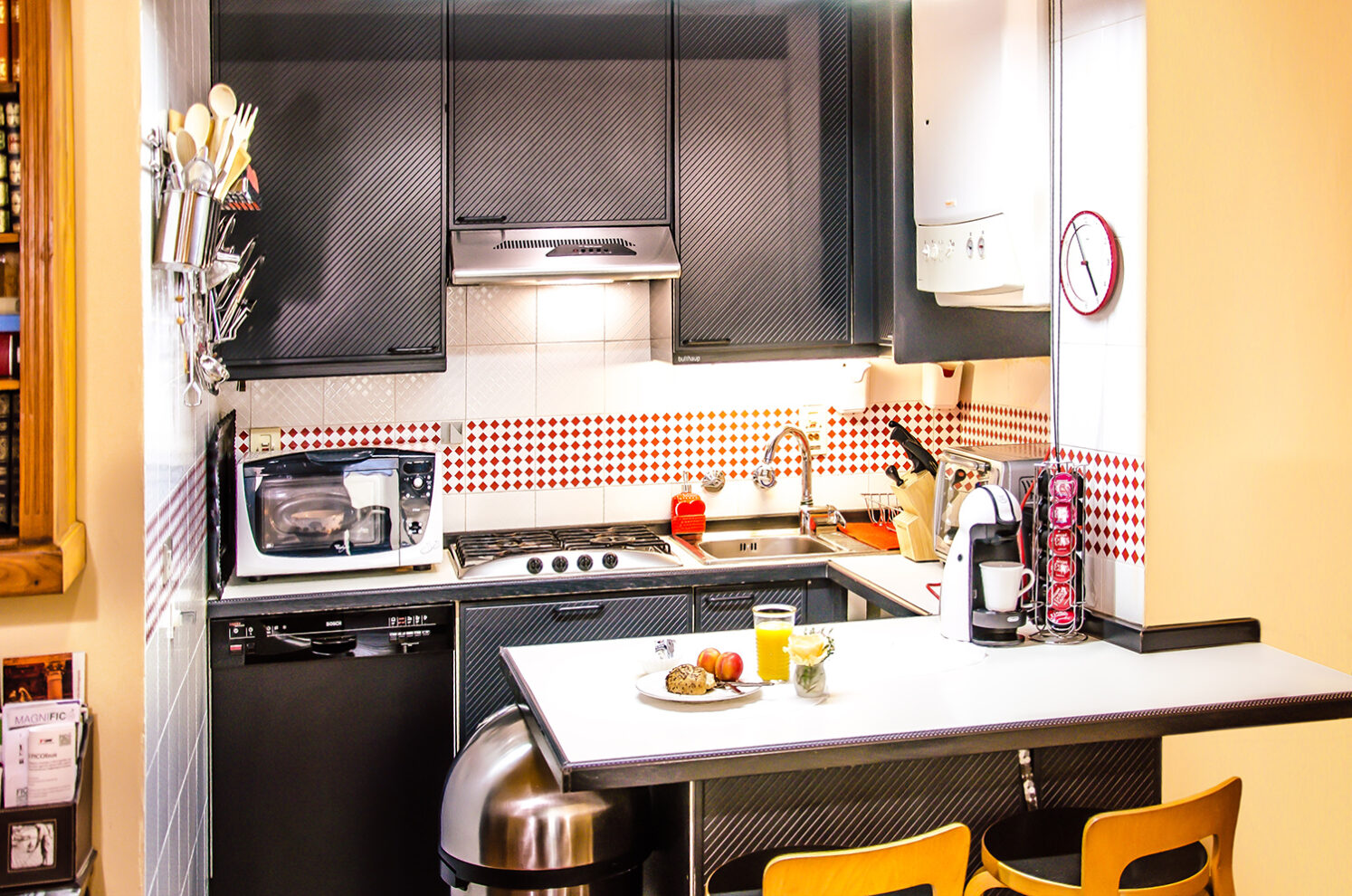 Kitchen-bijouhouse-micronde