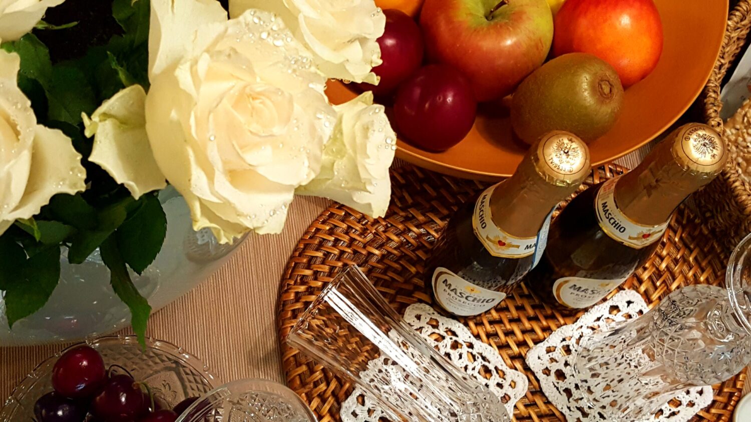 Rose-Bianche-BijouHouse