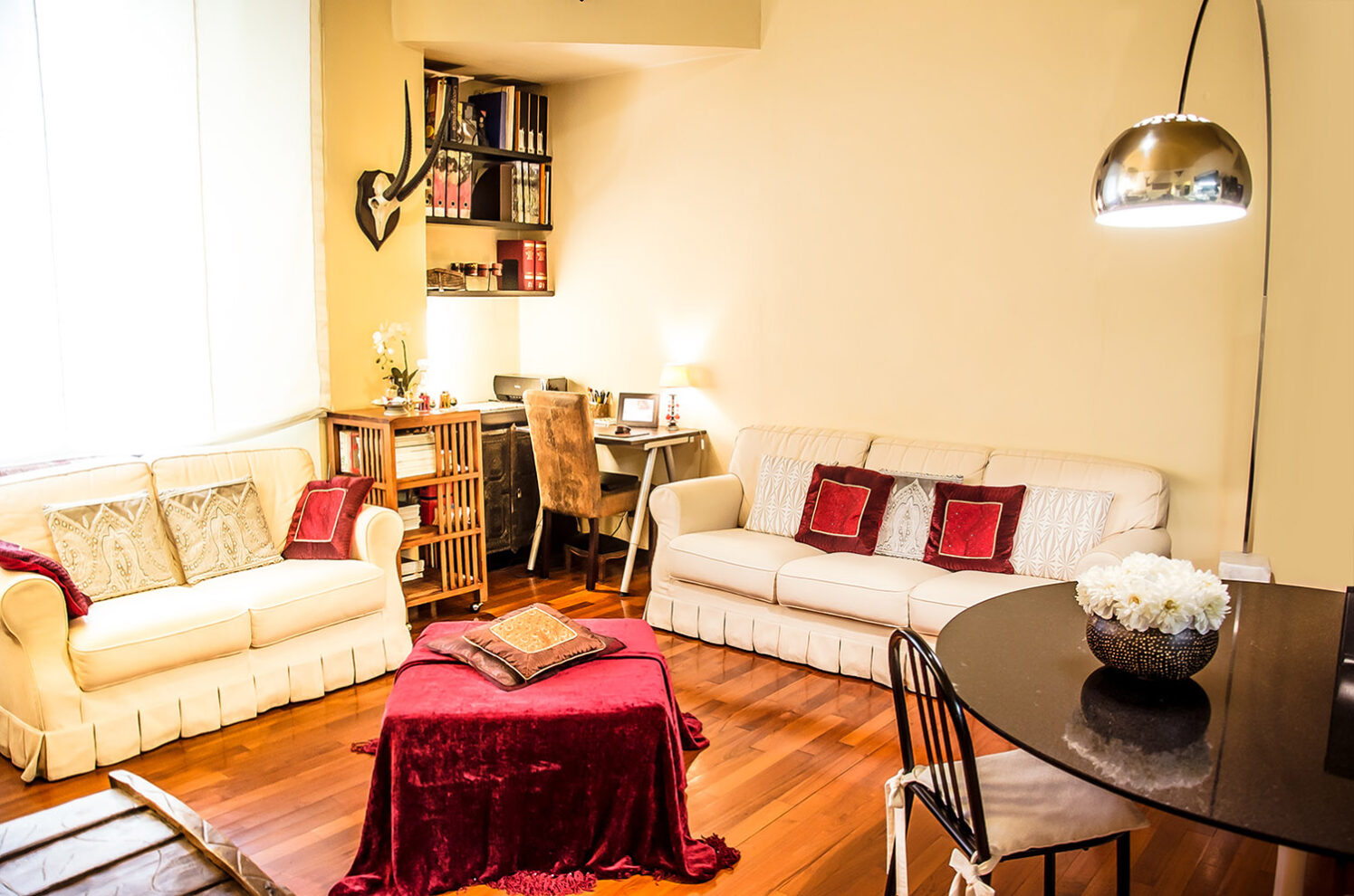 livingroom-bijouhouse-lampada